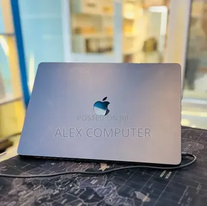 New Laptop Apple MacBook Air 2024 M3 8GB Apple M3 SSD 256GB