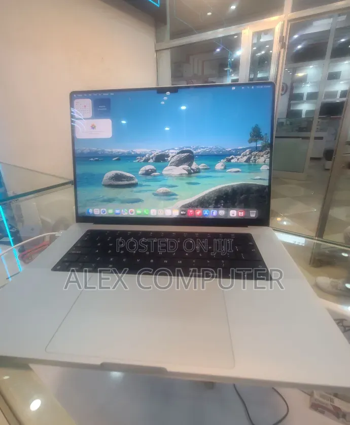 New Laptop Apple MacBook Pro 2021 M1 Max 32GB Apple M1 Max SSD 1T