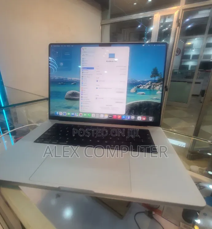 New Laptop Apple MacBook Pro 2021 M1 Max 32GB Apple M1 Max SSD 1T