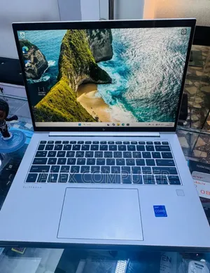 New Laptop HP EliteBook 840 G10 16GB Intel Core i7 SSD 512GB
