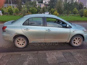 Toyota Yaris 2006
