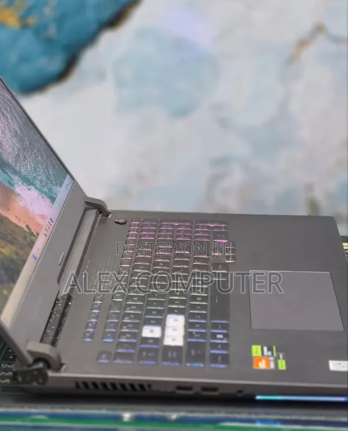 New Laptop Asus G71GX 16GB AMD Ryzen 9 SSD 1T