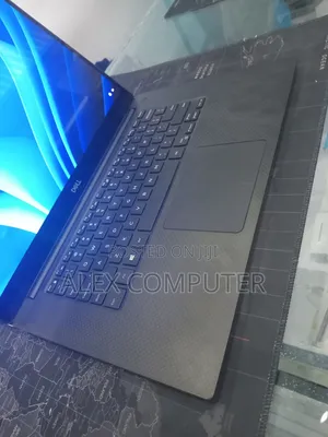 New Laptop Dell XPS 15 16GB Intel Core i7 SSD 512GB