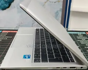 New Laptop HP EliteBook 830 G8 16GB Intel Core i5 SSD 512GB