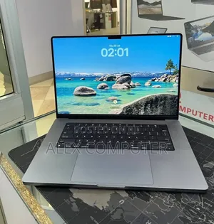 New Laptop Apple MacBook Pro 2021 M1 32GB Apple M1 Pro SSD 512GB