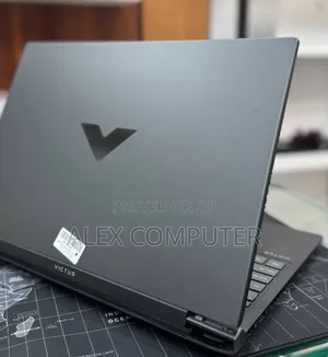 New Laptop HP Victus 16 16GB Intel Core i7 SSD 1T