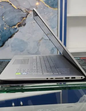 New Laptop HP Envy 17 16GB Intel Core i7 HDD 1T