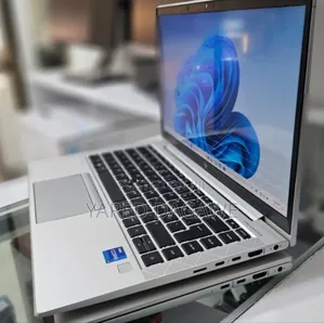 New Laptop HP EliteBook 840 G8 16GB Intel Core i7 SSD 512GB