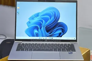 New Laptop HP EliteBook 840 10 16GB Intel Core i7 SSD 512GB