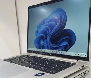 New Laptop HP EliteBook 840 G9 16GB Intel Core i5 SSD 512GB
