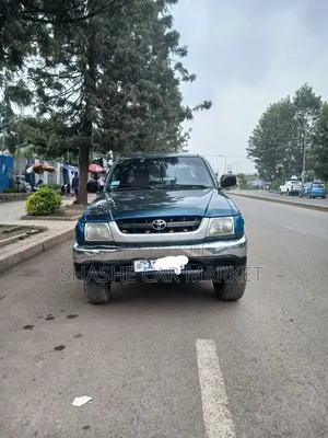Toyota Hilux 2003 Silver