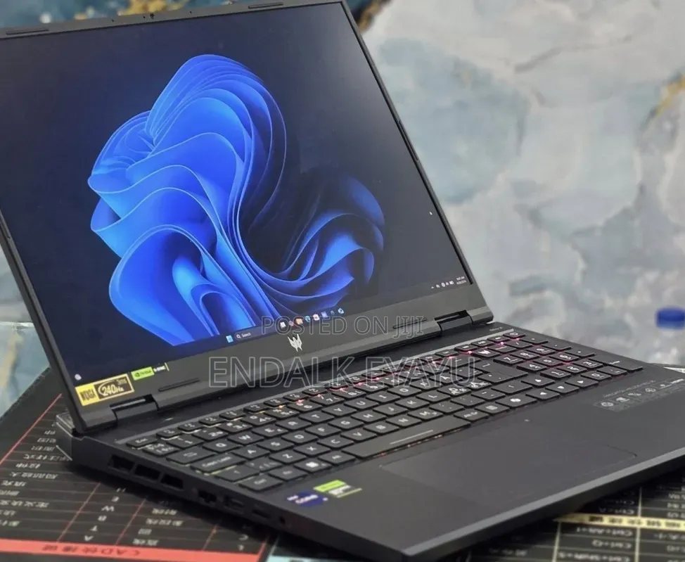 New Laptop Acer Predator Helios Neo 16 16GB Intel Core i9 SSD 1T