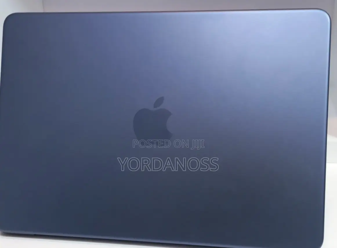 New Laptop Apple MacBook Neo 2026 8GB Apple M4 SSD 256GB