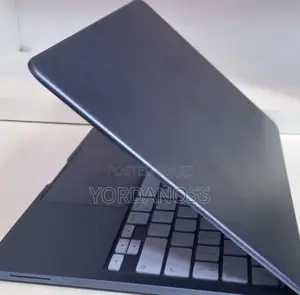 New Laptop Apple MacBook Neo 2026 8GB Apple M4 SSD 256GB