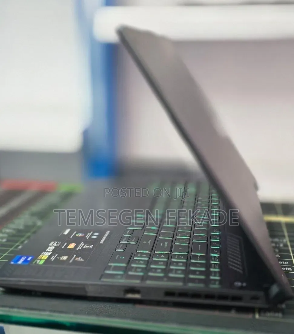New Laptop Asus TUF Gaming F15 16GB Intel Core i7 SSD 1T