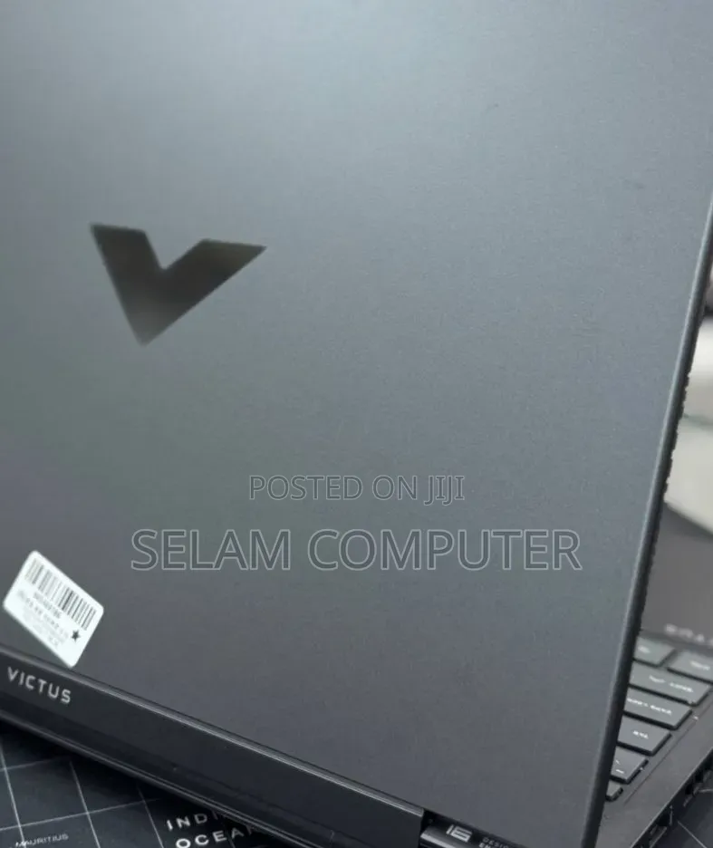 New Laptop HP Victus 15 16GB Intel Core i7 SSD 1T