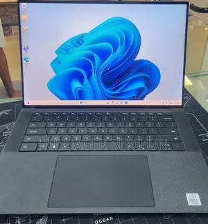 New Laptop Dell XPS 15 16GB Intel Core i7 SSD 512GB