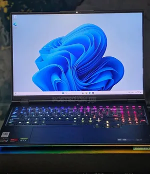 New Laptop Lenovo Legion 9 32GB AMD Ryzen 9 SSD 1T