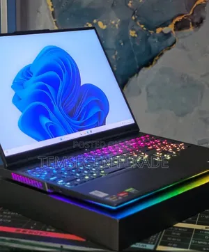 New Laptop Lenovo Legion 9 32GB AMD Ryzen 9 SSD 1T