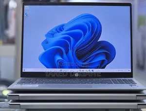 New Laptop HP Pavilion 15 8GB Intel Core Ultra 5 SSD 512GB