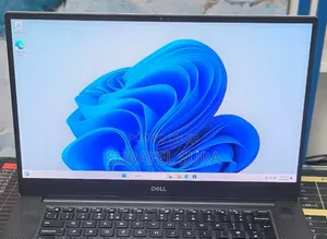 New Laptop Dell XPS 15 16GB Intel Core i5 SSD 512GB