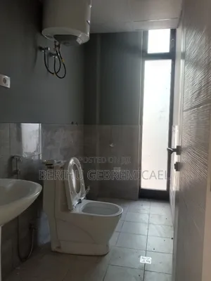3bdrm Apartment in ገርጂ, Bole for rent