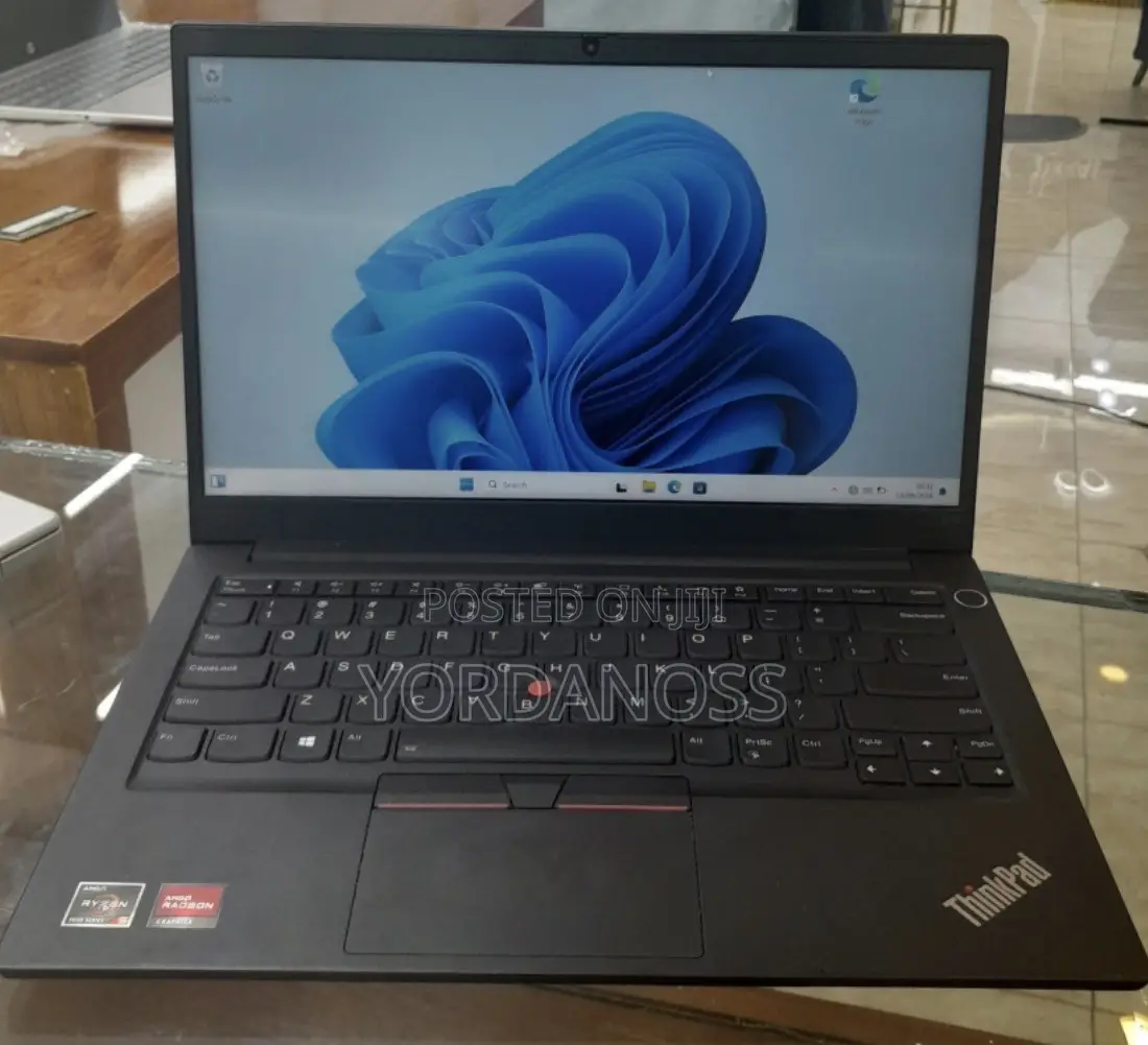 New Laptop Lenovo ThinkPad E14 Gen 1 8GB AMD Ryzen 7 SSD 512GB