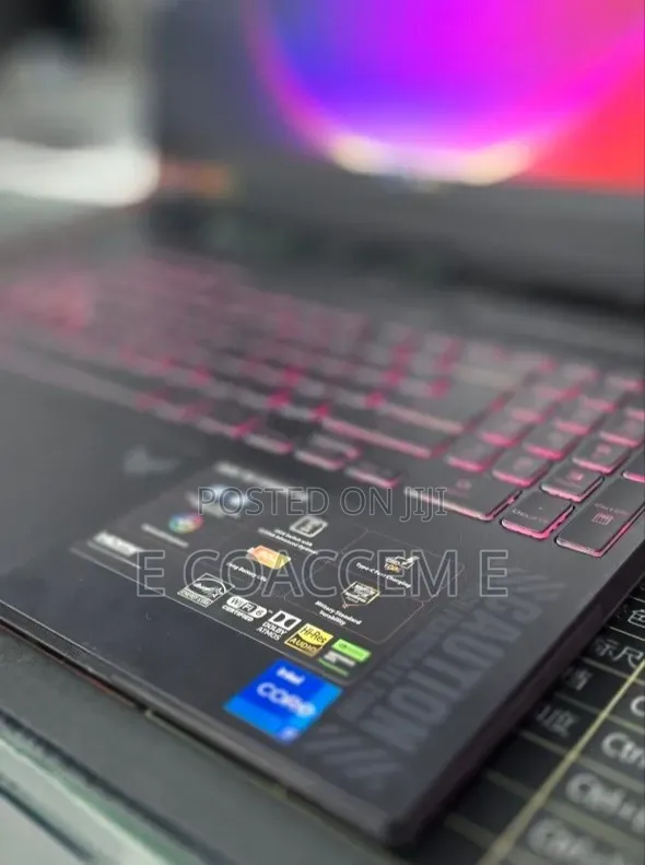 New Laptop Asus 16GB Intel Core i7 SSD 1T