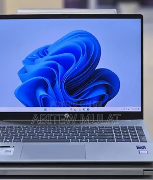 New Laptop HP Pavilion 15 8GB Intel Core Ultra 5 SSD 512GB