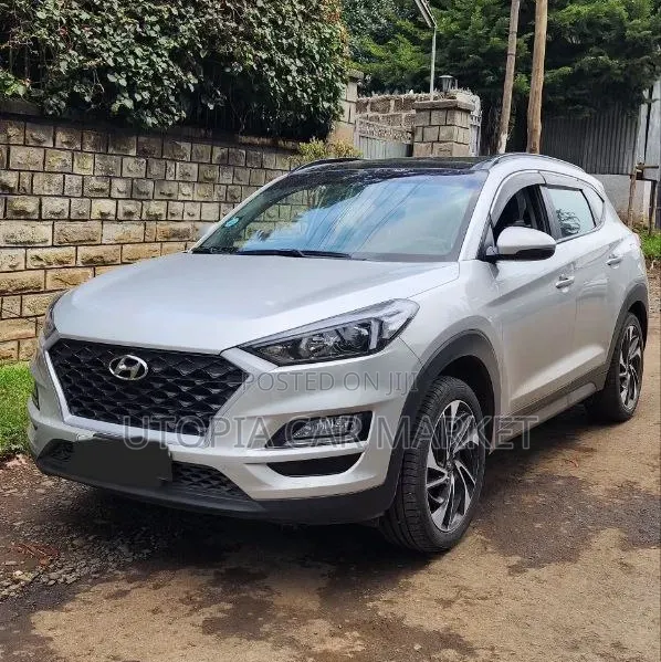 Hyundai Tucson 2019 Silver