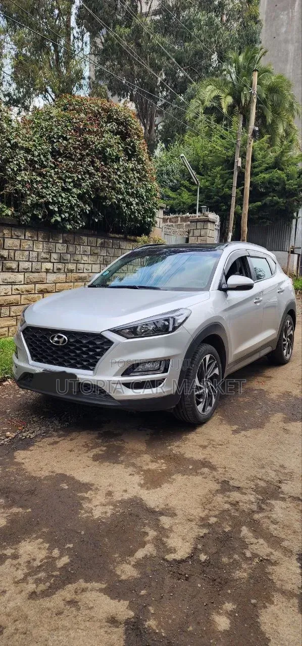 Hyundai Tucson 2019 Silver