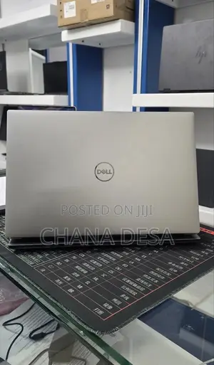 New Laptop Dell Precision 5560 16GB Intel Core i7 SSD 512GB