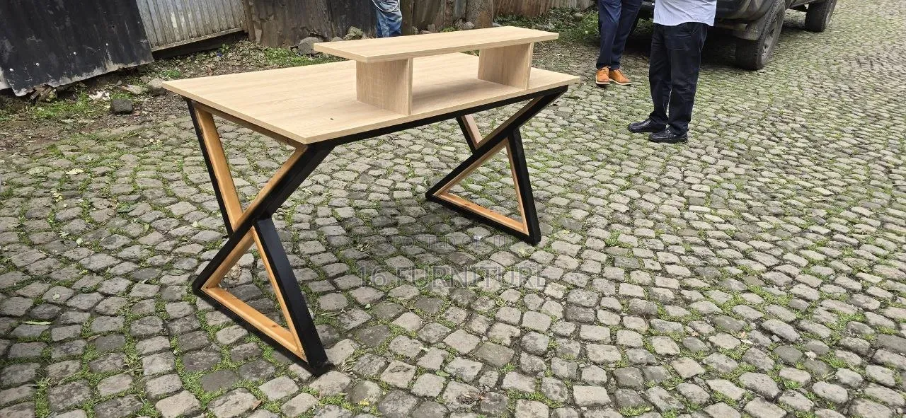 Nexus X-Frame Study Desk