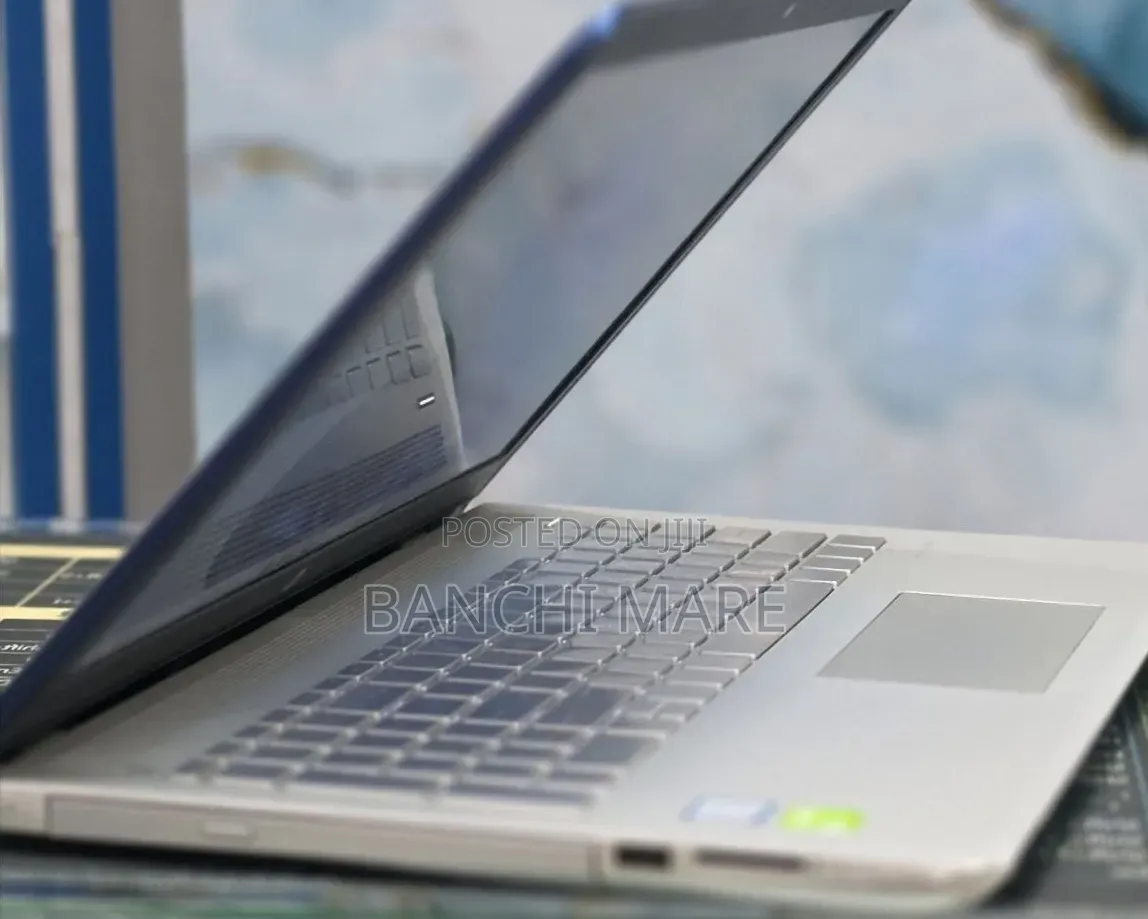 New Laptop HP Pavilion 15 12GB Intel Core i7 HDD 1T