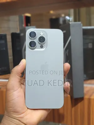 Apple iPhone 15 Pro Max 256 GB Silver