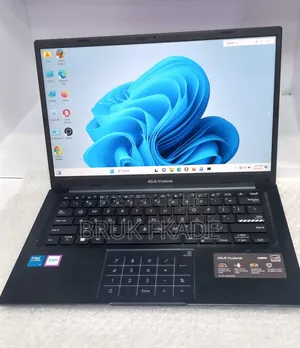 New Laptop Asus VivoBook 15 X505BA 16GB Intel Core 5 SSD 512GB