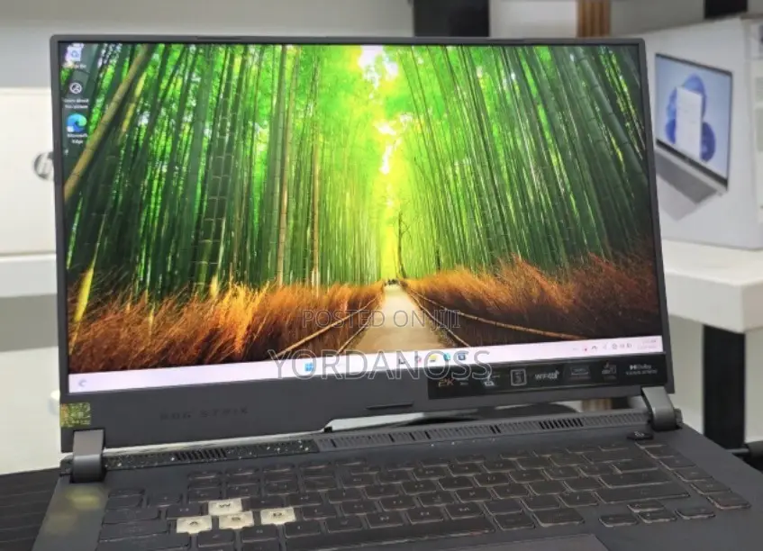 New Laptop Asus ROG Strix G15 16GB AMD Ryzen 9 SSD 512GB