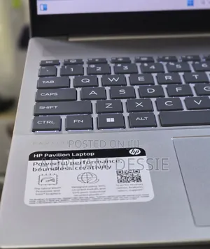 New Laptop HP 8GB Intel Core Ultra 5 SSD 512GB
