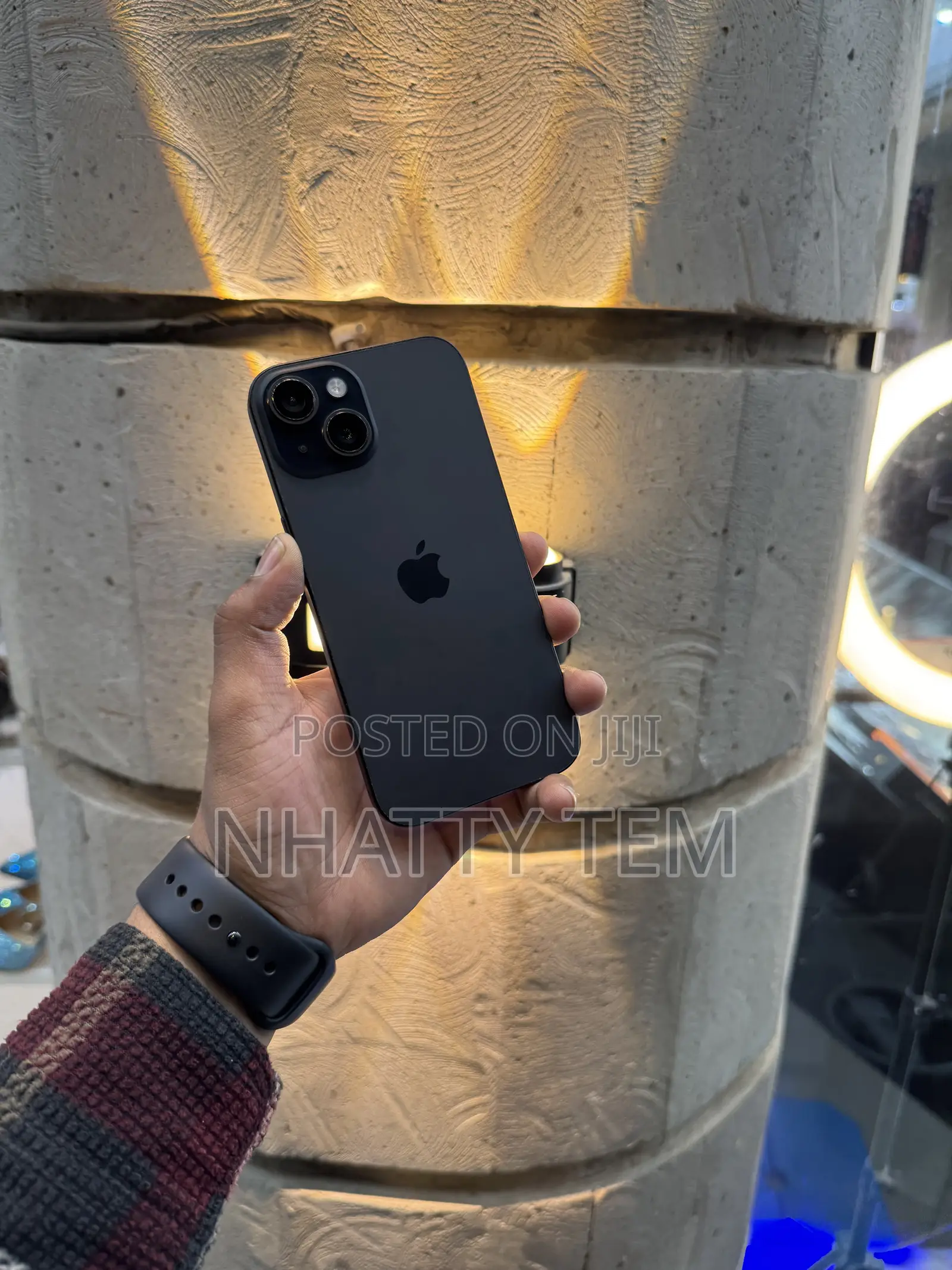 New Apple iPhone 15 128 GB Black