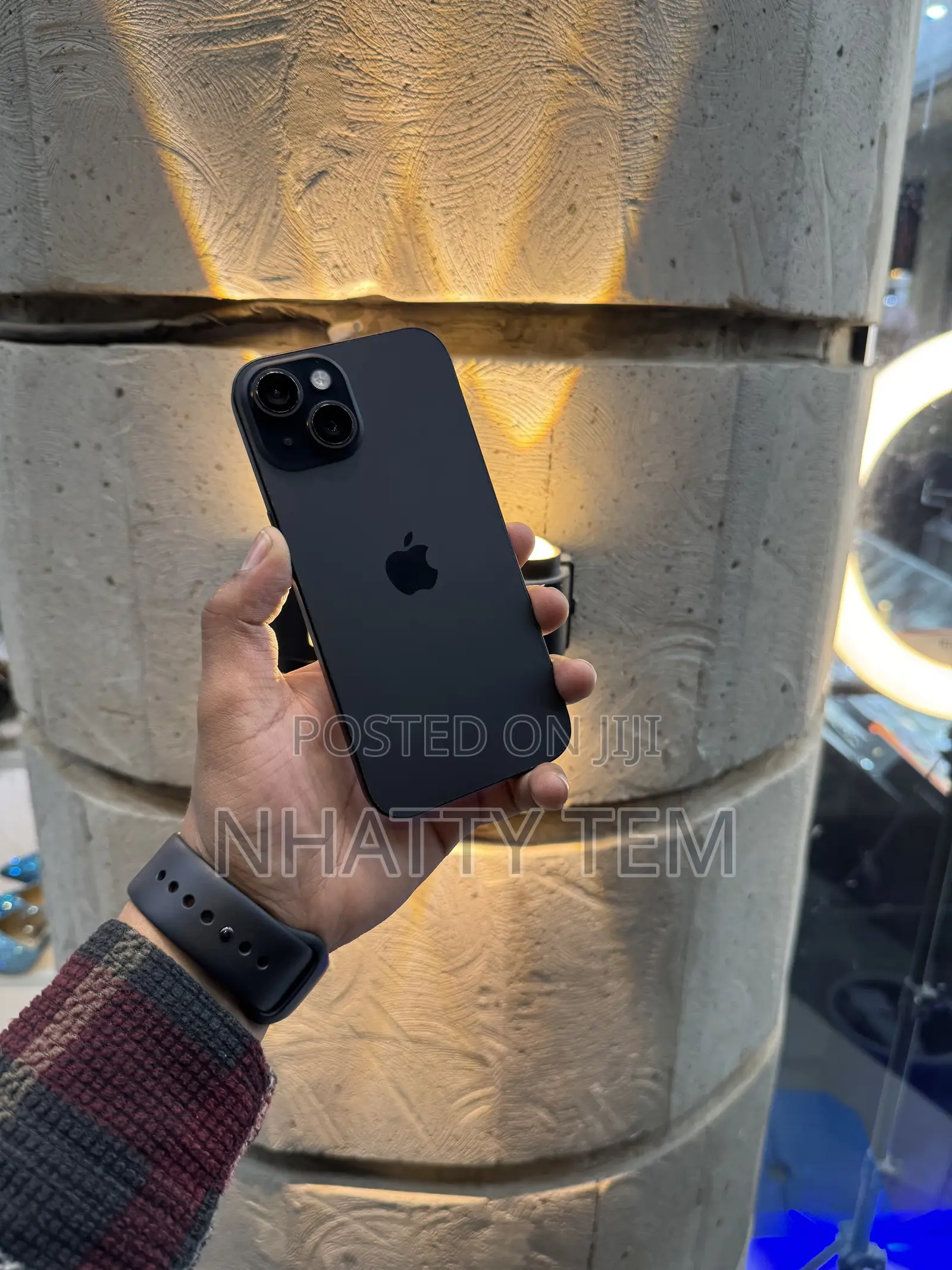 New Apple iPhone 15 128 GB Black