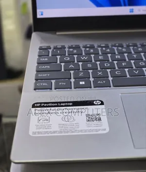 New Laptop HP Pavilion 15 8GB Intel Core Ultra 5 SSD 512GB