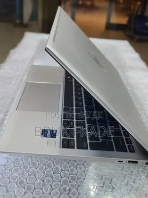 New Laptop HP EliteBook 830 G9 16GB Intel Core i5 SSD 512GB