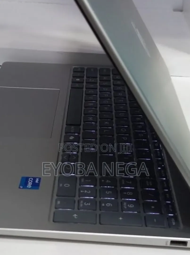 New Laptop HP Stream Notebook 16GB Intel Core i7 SSD 512GB
