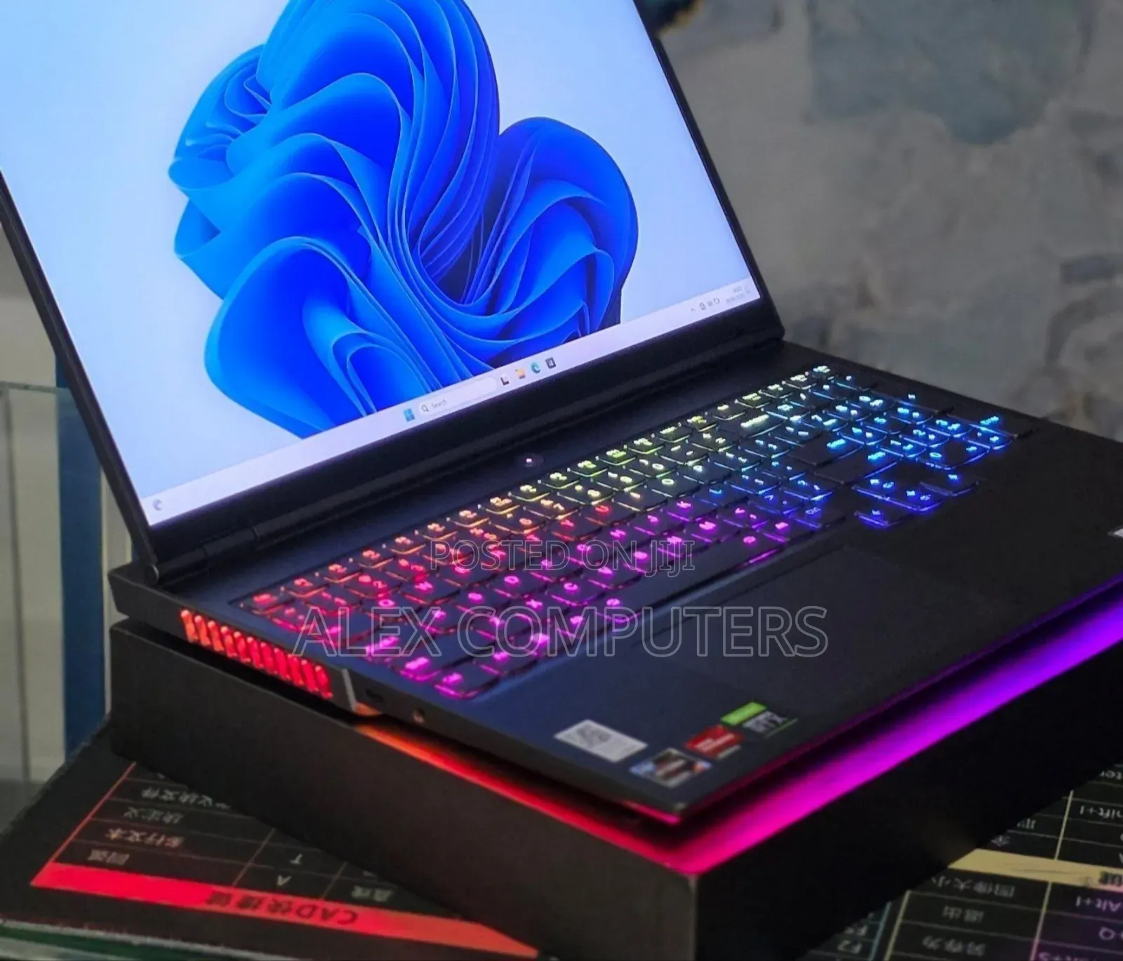 New Laptop Lenovo Legion 5 32GB AMD Ryzen 9 SSD 1T