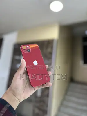 Apple iPhone 13 128 GB Red