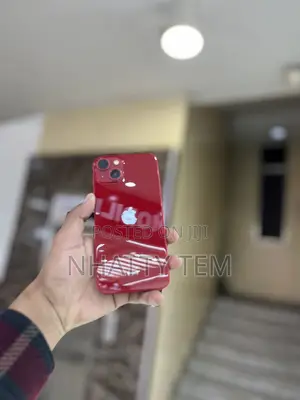 Apple iPhone 13 128 GB Red