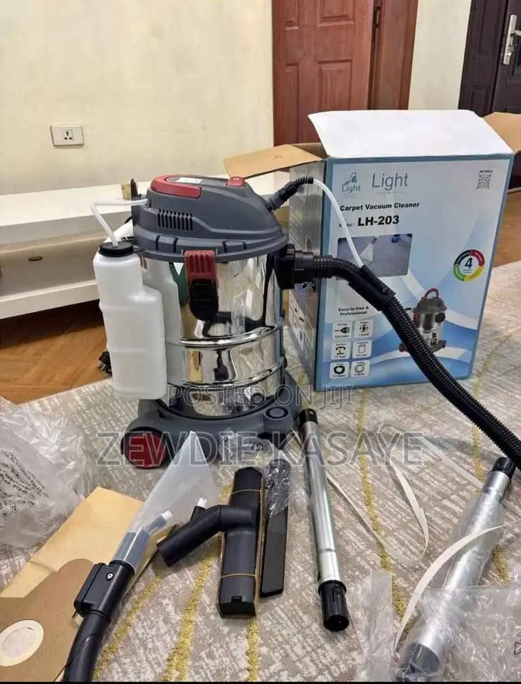 "Light" 4 in 1 Carpet Cleaner 25 Liter 1200watt