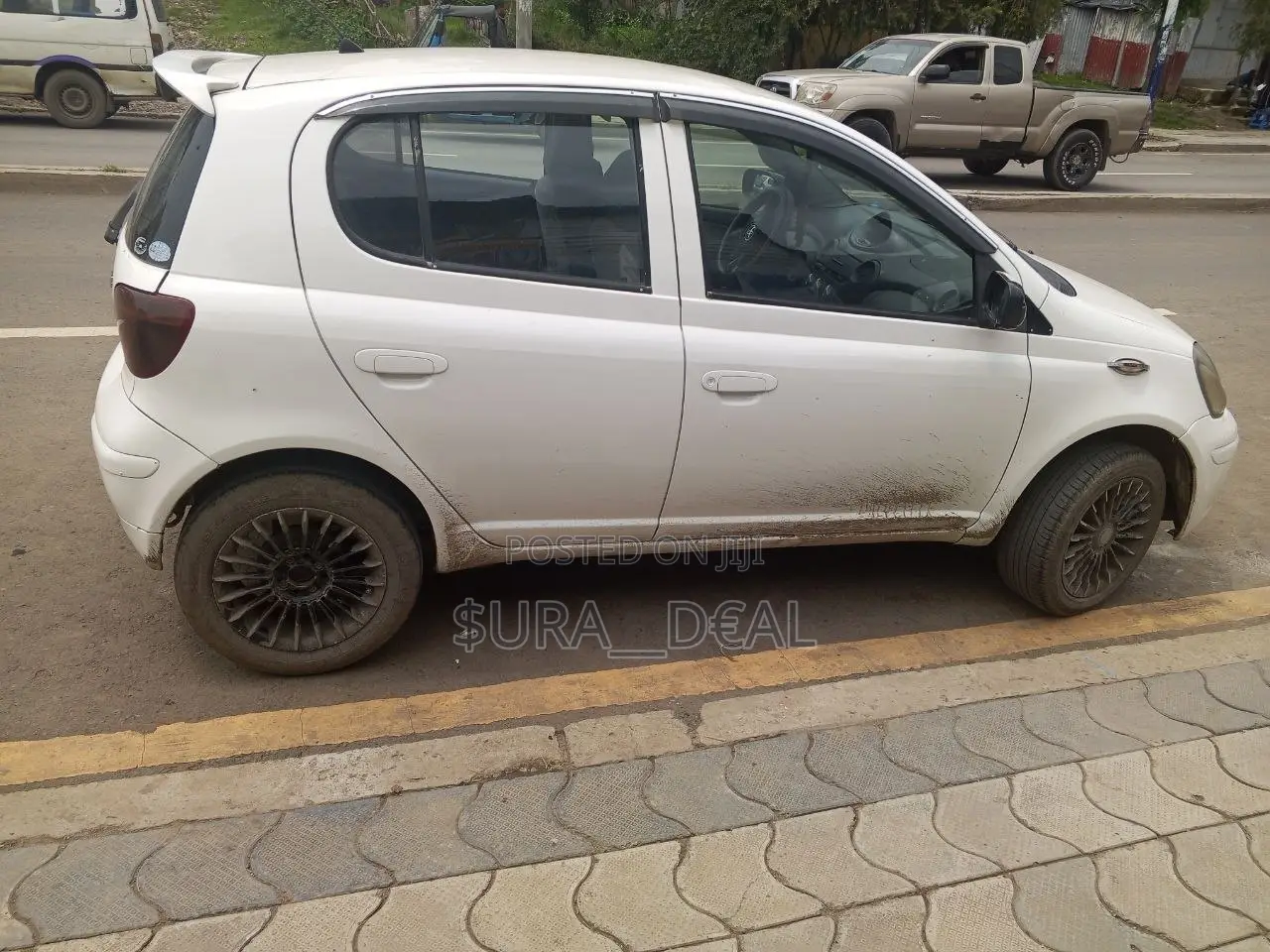 Toyota Vitz 2004 Gray