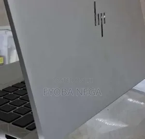 New Laptop HP EliteBook 830 G8 16GB AMD Ryzen 5 SSD 512GB