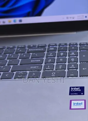 New Laptop HP Pavilion 15 8GB Intel Core Ultra 5 SSD 512GB